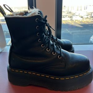 JADON BOOT LEATHER FAUX FUR LINED PLATFORMS